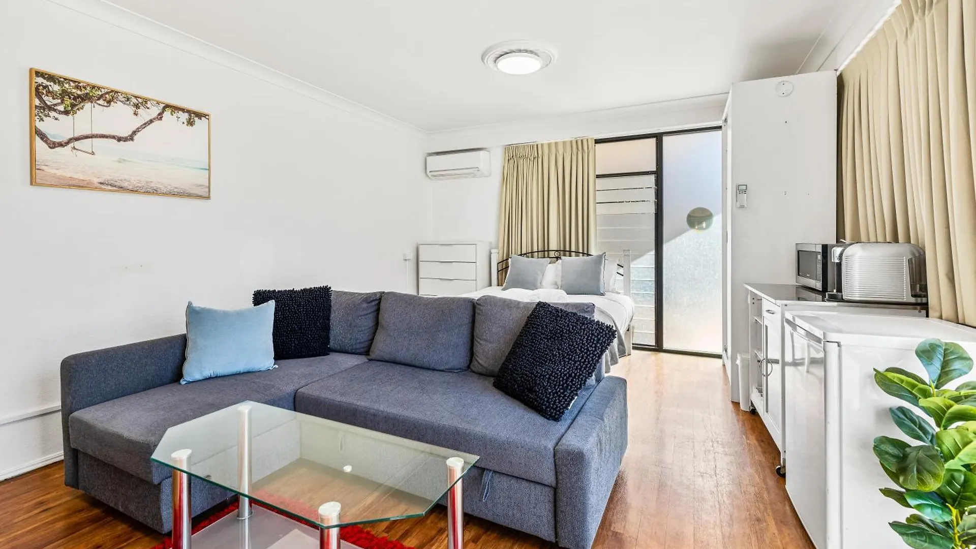*** Aparthotel Belaire Place Motel Apartments Caloundra Australia