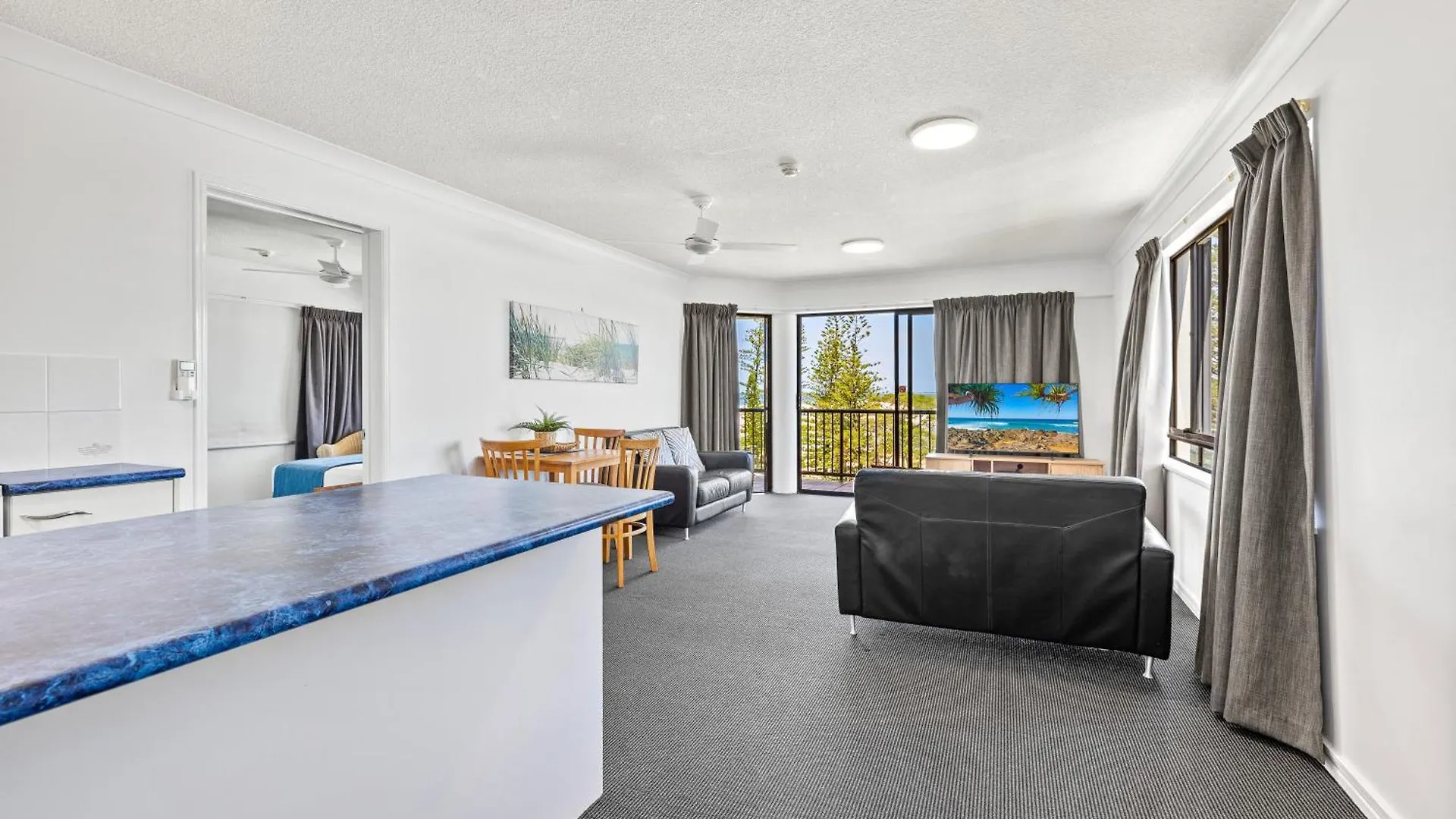 *** Aparthotel Belaire Place Motel Apartments Caloundra Australia