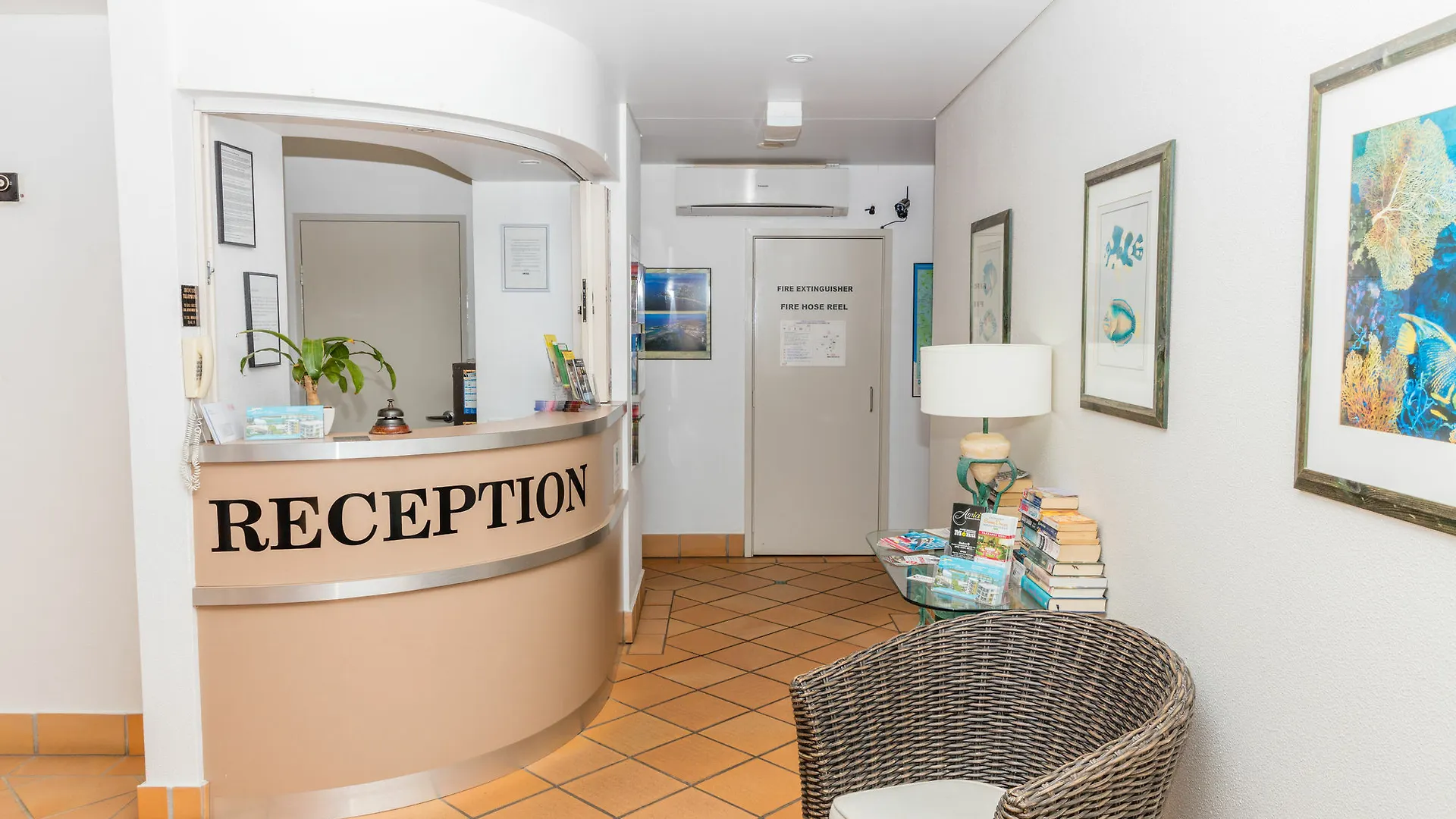 Belaire Place Motel Apartments Caloundra 3*,