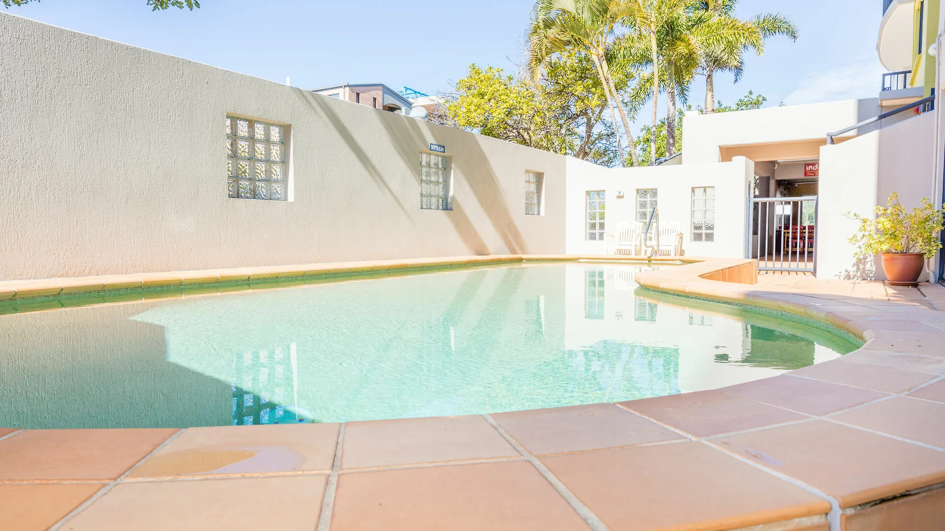 Belaire Place Motel Apartments Caloundra
